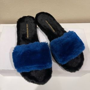 Avec moderation Slides